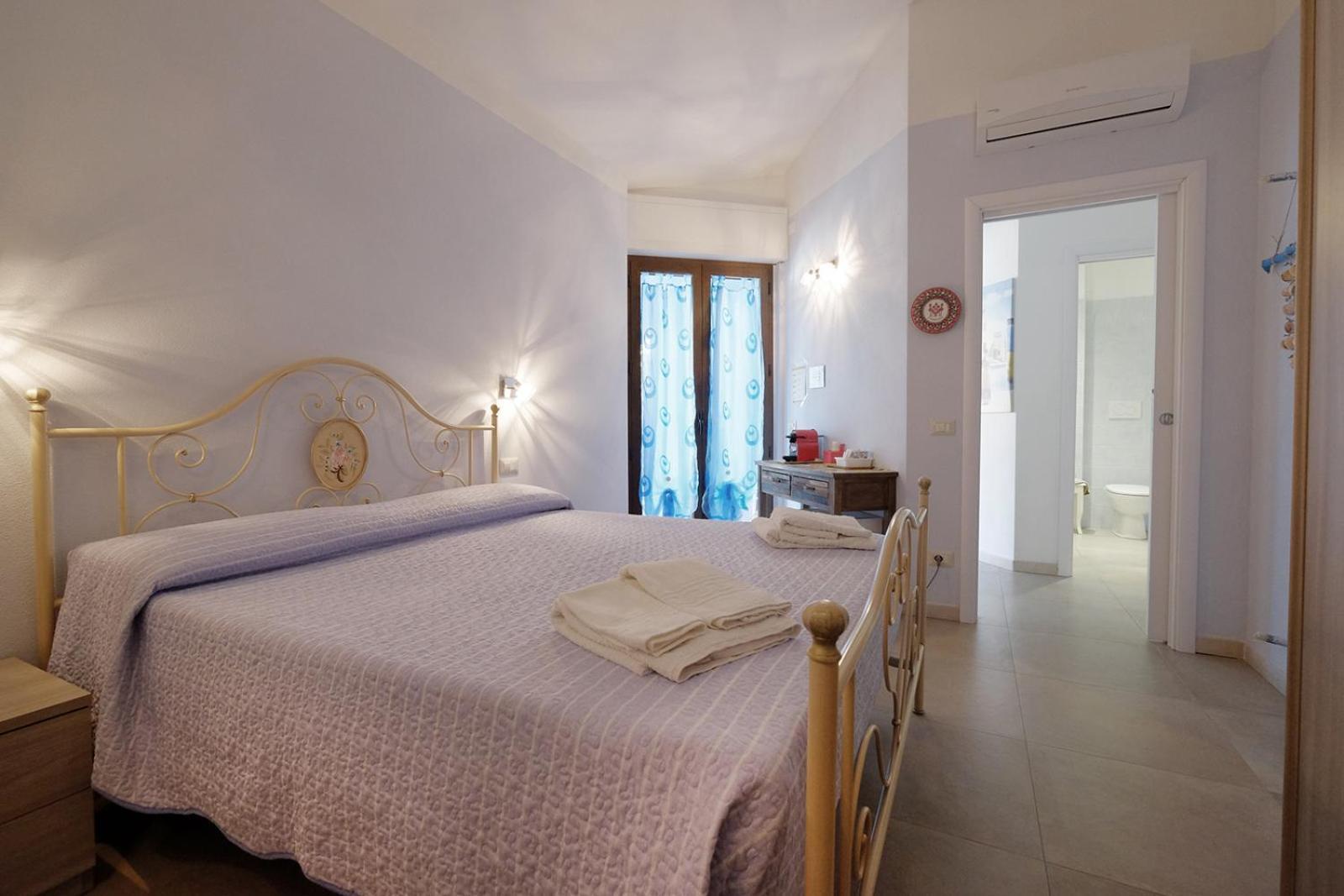 Casa Azzurra - Blue House Hotel Teulada Exterior photo